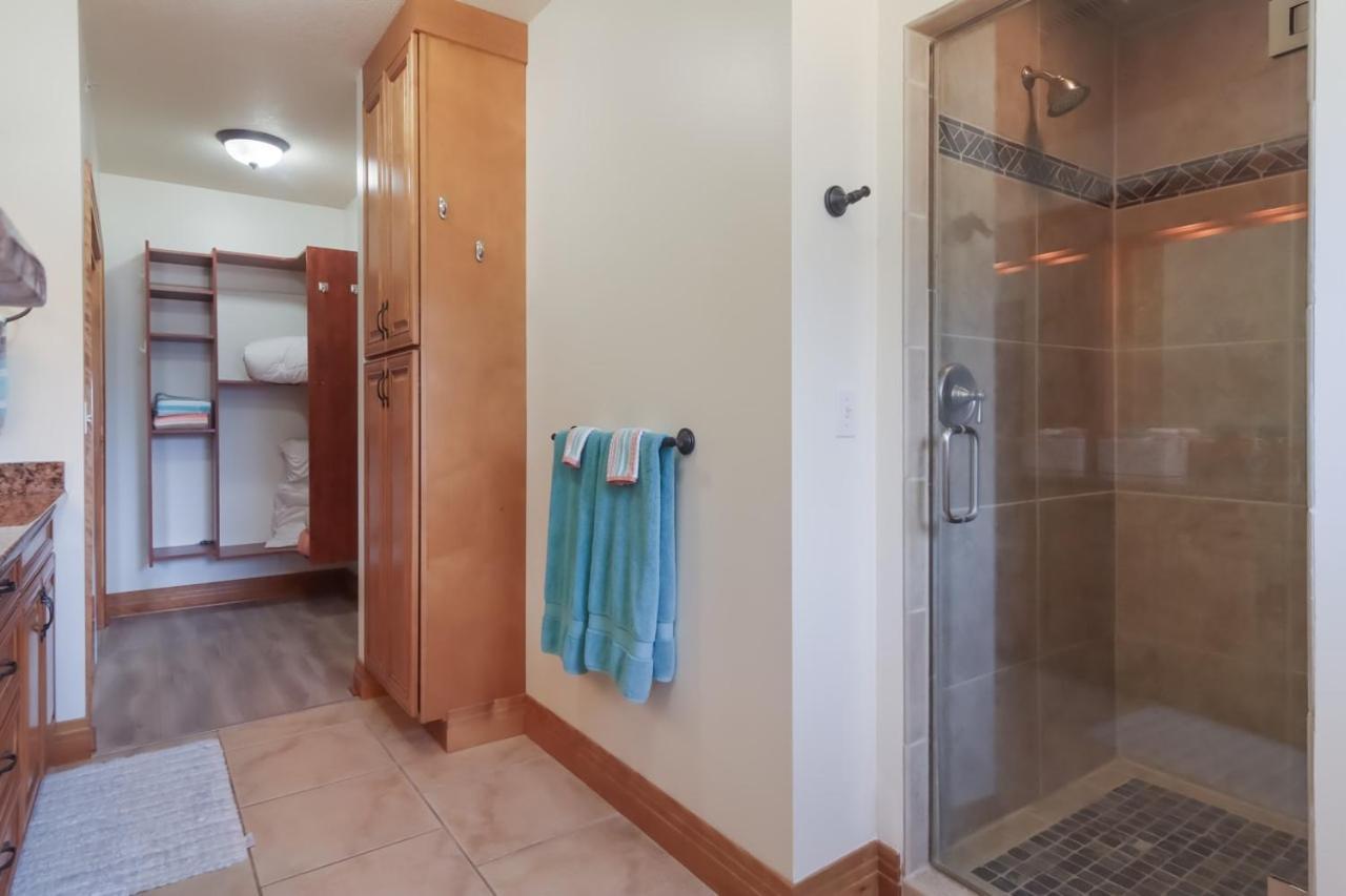 טראוורס סיטי Sugar Beach Villa 1012 Luxury Waterfront Condo מראה חיצוני תמונה
