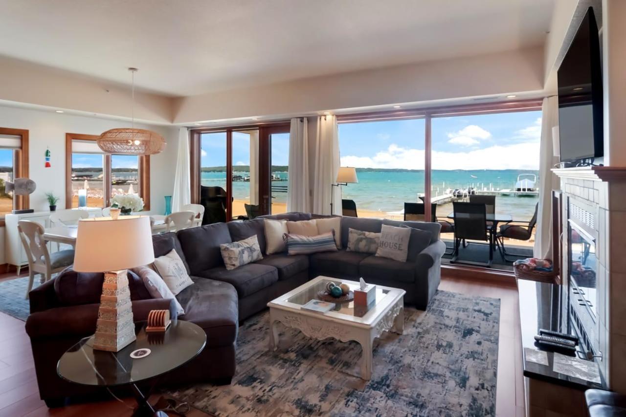 טראוורס סיטי Sugar Beach Villa 1012 Luxury Waterfront Condo מראה חיצוני תמונה