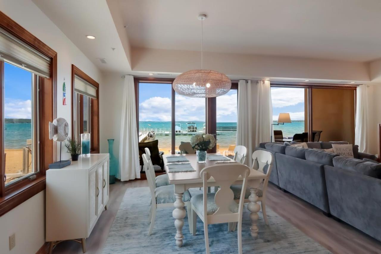 טראוורס סיטי Sugar Beach Villa 1012 Luxury Waterfront Condo מראה חיצוני תמונה