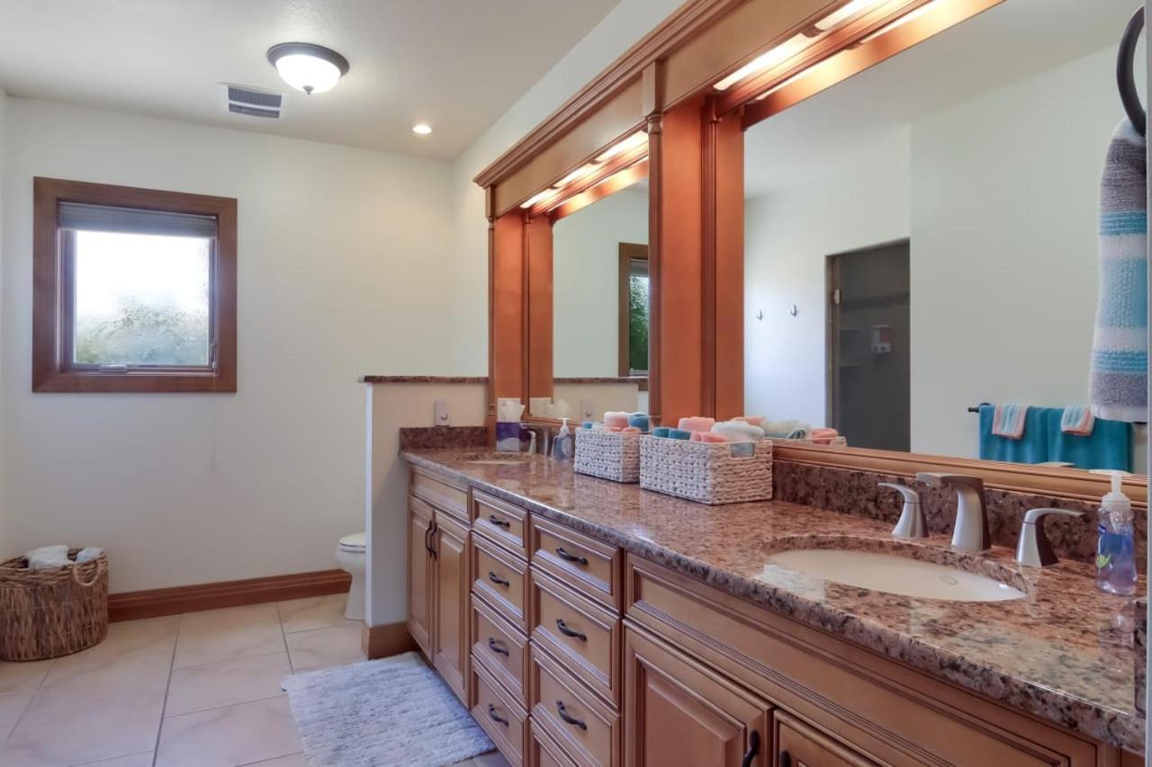טראוורס סיטי Sugar Beach Villa 1012 Luxury Waterfront Condo מראה חיצוני תמונה