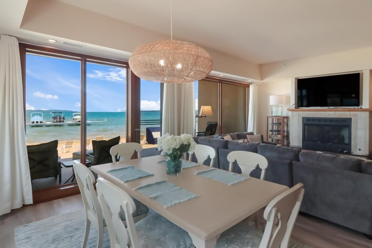 טראוורס סיטי Sugar Beach Villa 1012 Luxury Waterfront Condo מראה חיצוני תמונה