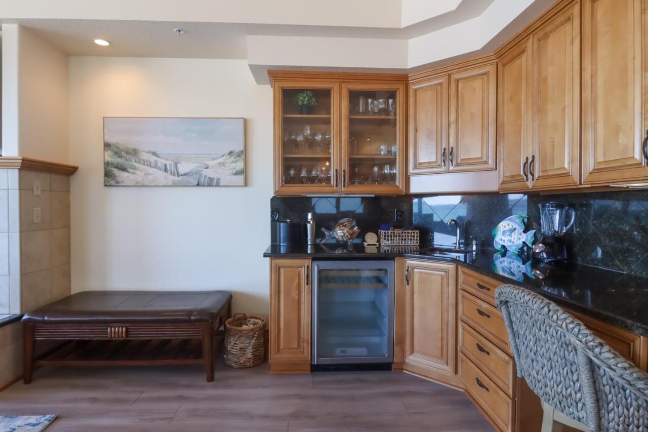 טראוורס סיטי Sugar Beach Villa 1012 Luxury Waterfront Condo מראה חיצוני תמונה