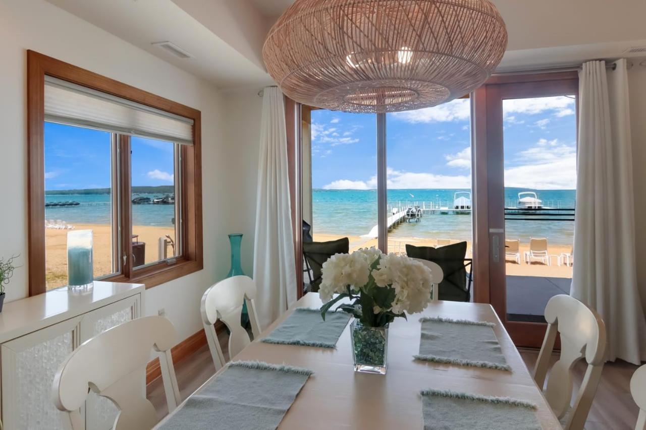 טראוורס סיטי Sugar Beach Villa 1012 Luxury Waterfront Condo מראה חיצוני תמונה